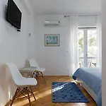 Apartment & Nugal