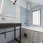 Apartment & Nugal Makarska