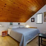 & Nugal Apartment Makarska