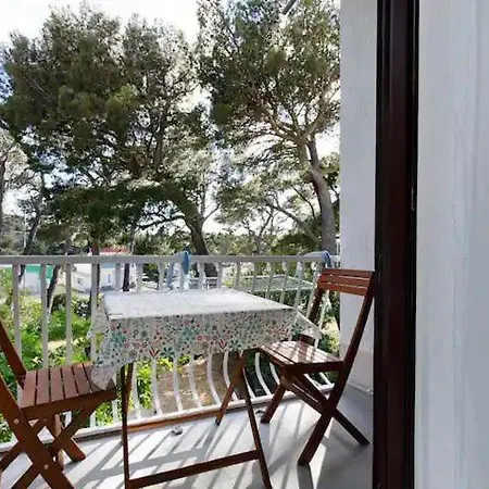& Nugal Apartment *