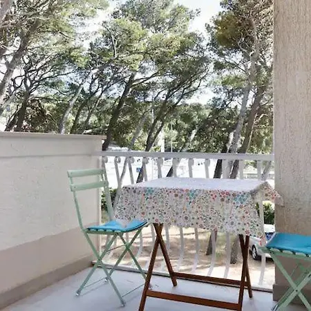 & Nugal Apartment