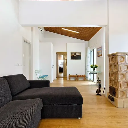 & Nugal Apartment *