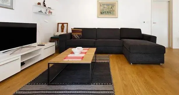 & Nugal Apartment Makarska