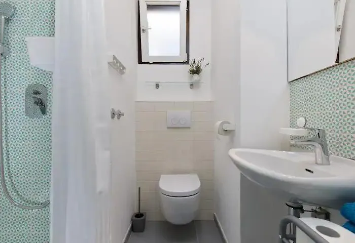 & Nugal Apartman Makarska