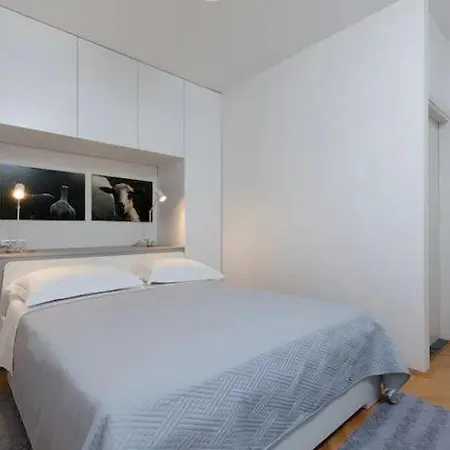 & Nugal Apartmán