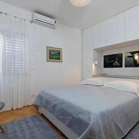& Nugal Apartmán *